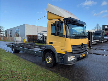 Cab chassis truck Mercedes-Benz Atego 1518 L 7-2015: picture 2