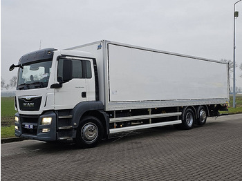 Box truck MAN 26.420 TGS 6X2-4 BL 2.5T LIFT: picture 3