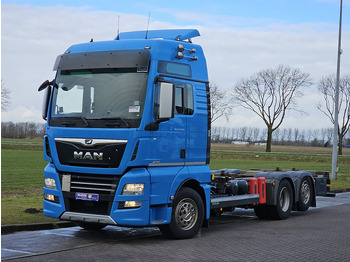 Container transporter/ Swap body truck MAN 26.540 TGX XXL D38 INTARDER: picture 2