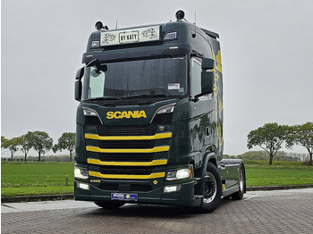 Tractor unit SCANIA S 650