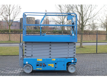 Scissor lift GENIE