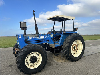 Farm tractor NEW HOLLAND