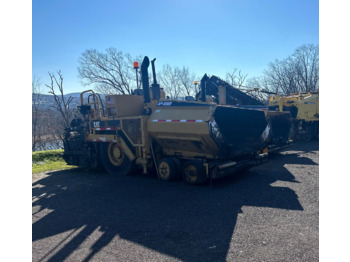 Asphalt paver CATERPILLAR