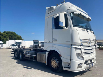 Cab chassis truck MERCEDES-BENZ Actros 2545