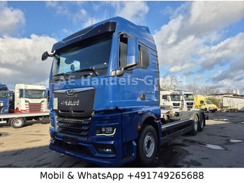 Cab chassis truck MAN TGX 26.510