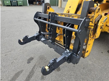 Telescopic handler