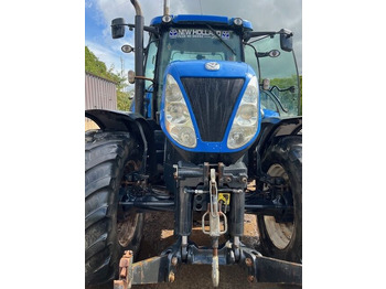 Farm tractor NEW HOLLAND T7.220