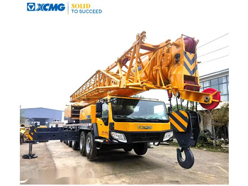 Mobile crane XCMG