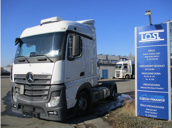 Tractor unit MERCEDES-BENZ Actros 1845