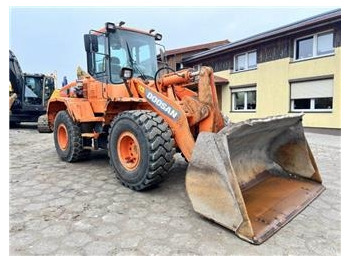 Wheel loader DOOSAN DL250