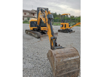 Mini excavator JCB