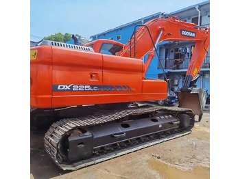 Crawler excavator DOOSAN DX225