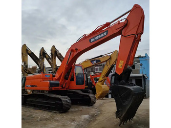 Crawler excavator DOOSAN DX225