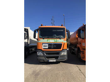 Garbage truck MAN TGS 26.320