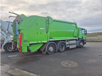 Garbage truck Scania P310: picture 4