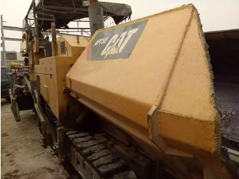 Asphalt paver CATERPILLAR