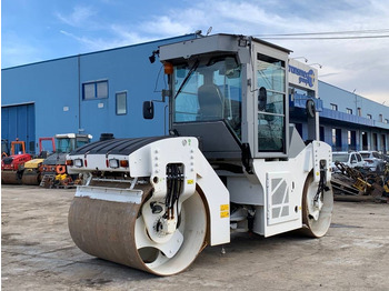 Road roller CATERPILLAR