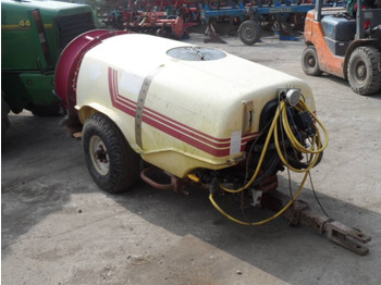 Trailed sprayer HARDI