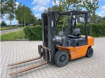 Diesel forklift NISSAN