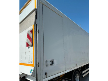 Box truck Iveco: picture 4