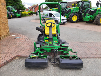 New Garden mower John Deere 2500E Greens triple mower: picture 4