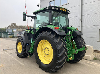 New Farm tractor John Deere 6215R: picture 3