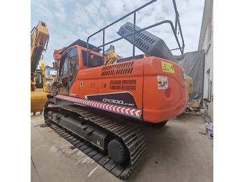 Crawler excavator DOOSAN DX300