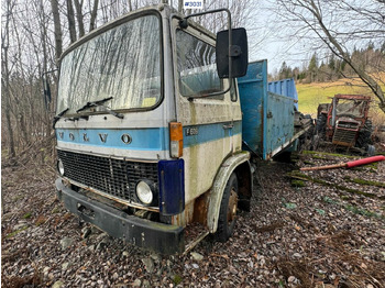 Dropside/ Flatbed truck VOLVO FL