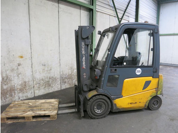 Electric forklift JUNGHEINRICH EFG 425