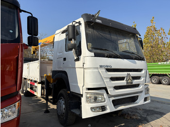 Crane truck SINOTRUK HOWO