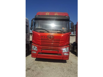 Tractor unit FAW