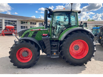 Farm tractor FENDT 724 Vario