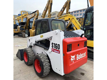 Skid steer loader BOBCAT S160