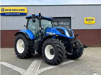 Farm tractor NEW HOLLAND T7.245