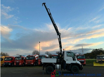 Dropside/ Flatbed truck, Crane truck Unimog U 300 4x4 Hiab Kran Fernbedienung Nur 78.144 Km: picture 3