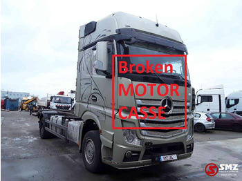 Container transporter/ Swap body truck MERCEDES-BENZ Actros 1851