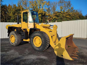 Wheel loader KOMATSU WA270