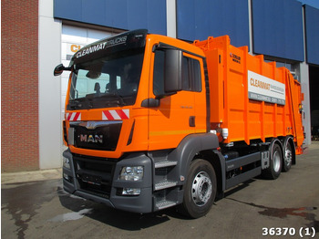 Garbage truck MAN TGS 26.320