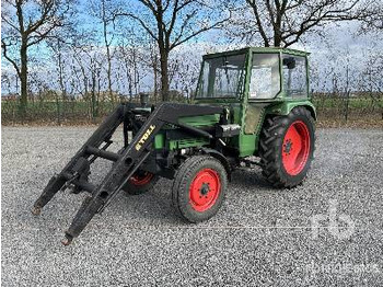 Farm tractor FENDT FW 238 2WD: picture 2