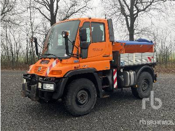 Municipal/ Special vehicle UNIMOG U300