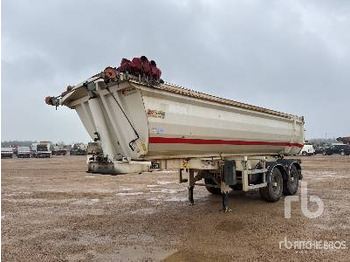 Tipper semi-trailer