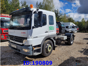 Cab chassis truck MERCEDES-BENZ Atego