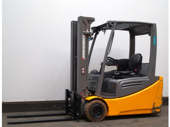 Electric forklift JUNGHEINRICH EFG