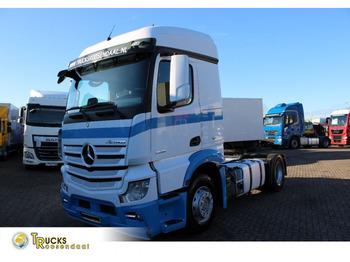 Tractor unit MERCEDES-BENZ Actros 1936