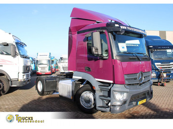 Tractor unit MERCEDES-BENZ Actros 1936