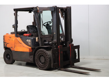 Diesel forklift DOOSAN