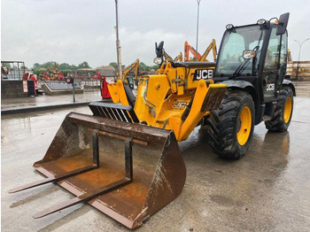 Telescopic handler JCB