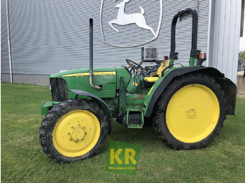 Farm tractor JOHN DEERE