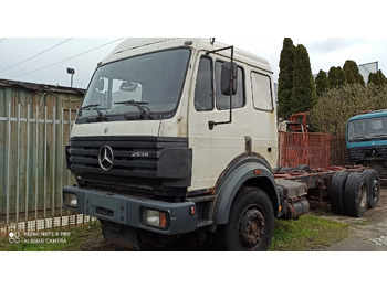 Cab chassis truck MERCEDES-BENZ SK 2538