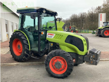 Farm tractor CLAAS Nexos